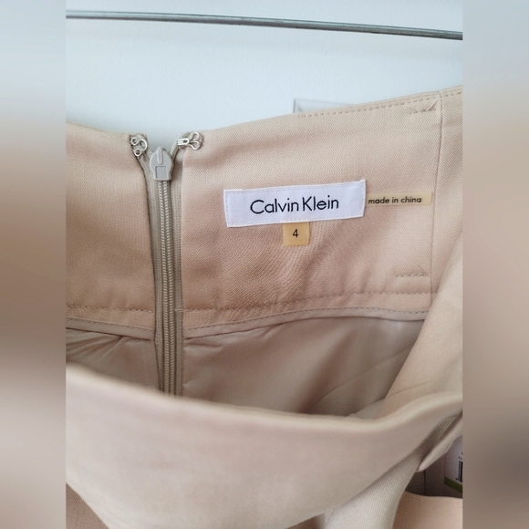 NWT Calvin Klein pencil skirt - Picture 2 of 4